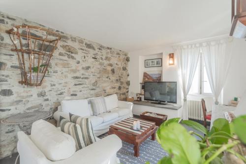 Gallery image of Giuliano's House - Amazing Lake View by Rent All Como in Laglio