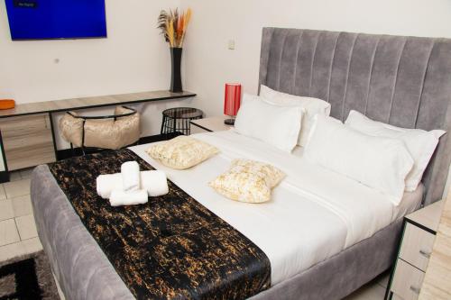 Легло или легла в стая в Cacecy Luxury Homes 3 Bedroom
