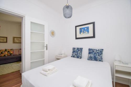 Charming Apartment near Metro