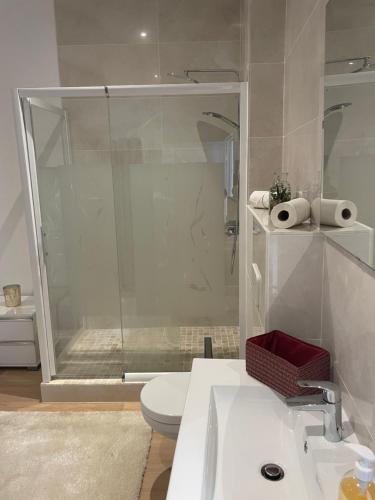 Kylpyhuone majoituspaikassa Chambre d’hôtes jazs