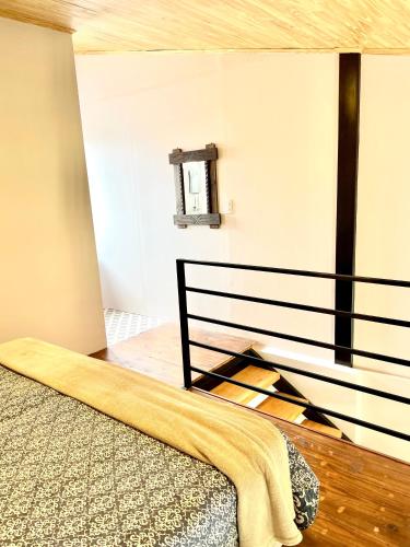 Ένα ή περισσότερα κρεβάτια σε δωμάτιο στο LOFT JUJUY 1 - Cerca del Centro!