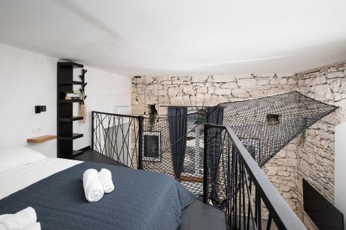 K-apartments