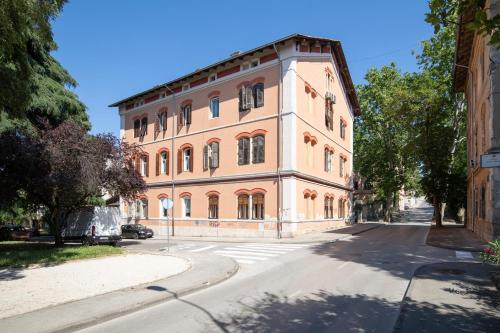 K-apartments