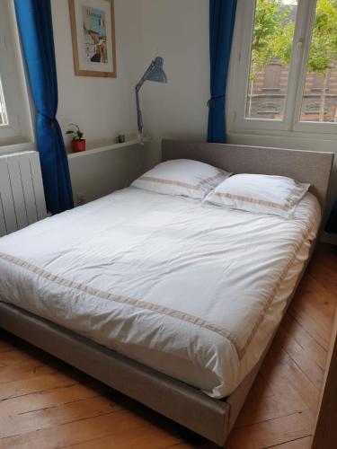 Photo de la galerie de l'établissement Meublé très cosy à proximité de toutes commodités, à Rouen