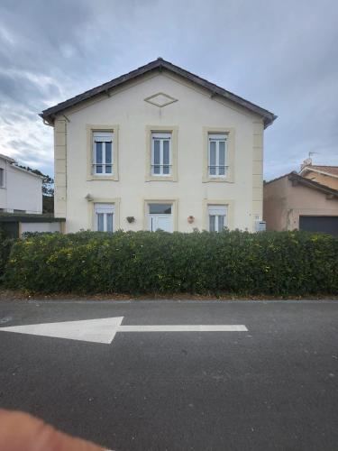 LE PECHE MIGNON - Appart 1 - locationlatamarissiere