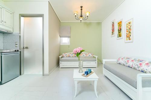 Gallery image of Lobelia Luxury Suites in Chrysi Ammoudia