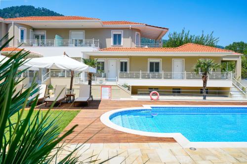Gallery image of Lobelia Luxury Suites in Chrysi Ammoudia