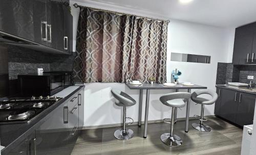 Kuchyň nebo kuchyňský kout v ubytování Spoil Yourself with Style, Comfort and Luxury - Tony's Studios Luxury