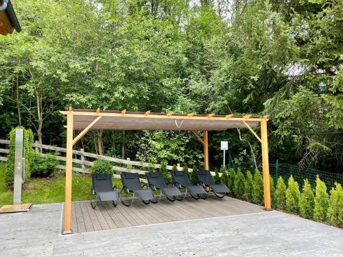 Un jardín fuera de Chalet Erlebnishaus I