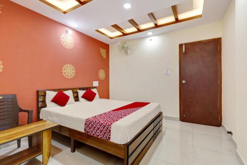 Gallery image of OYO Thirumala comfort & lodging in Bengaluru