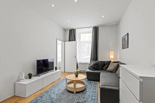 Modern Apartment near City Center 1BR