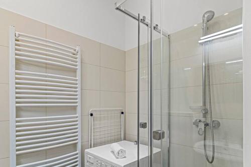 Modern Apartment near City Center 1BR