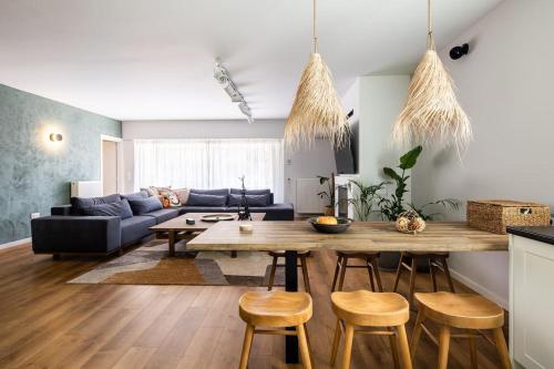 HeyDay Living South 8