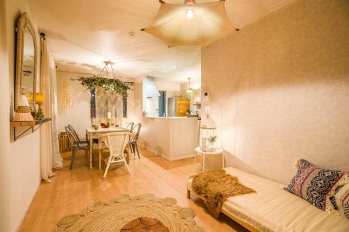Χώρος καθιστικού στο Live w/ nature in Okinawa! BOTANICAL PRIVATE VILLA
