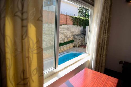 Πισίνα στο ή κοντά στο Have a fabulous experience wail staying at this Nobilis Standard Suite