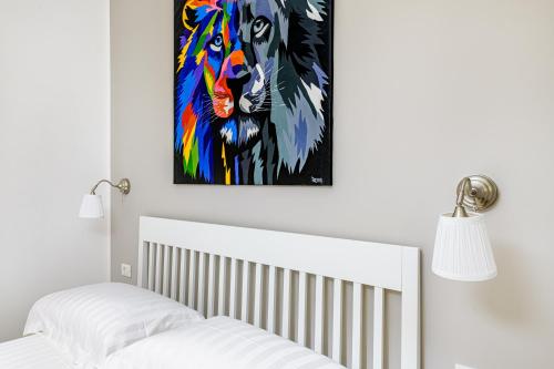Lion Aparts Rome