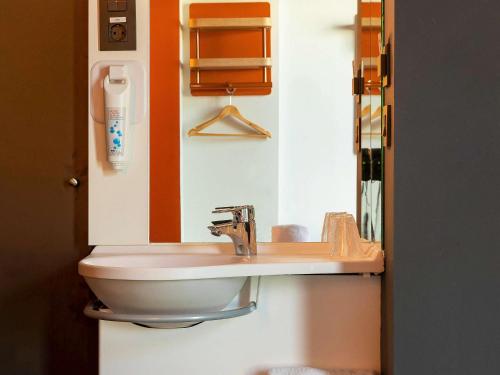 Ibis Budget Madrid Centro Lavapies Image