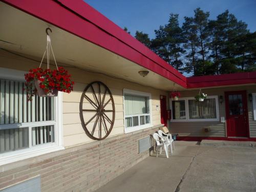 Φωτογραφία από το άλμπουμ του The Silver Birch Motel σε Goderich
