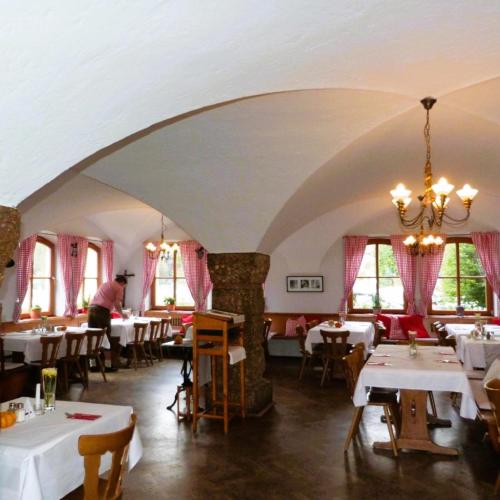 En restaurant eller et andet spisested på DEVA Hotel Alpenglück