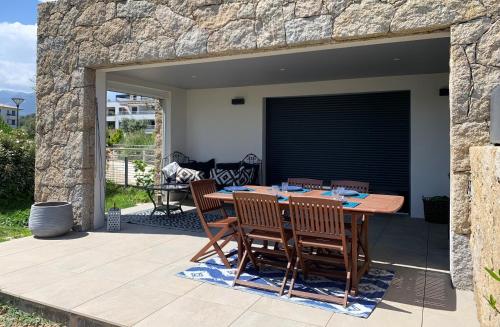 Eluard 04 - Domaine d'Arca - PORTO-VECCHIO - Rez de jardin - 4 à 6 pers