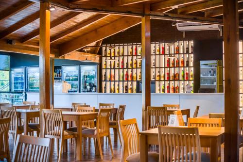 Restoran atau tempat lain untuk makan di Portal del Lago Hotel