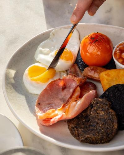 Hotel Indigo - Edinburgh - Princes Street by IHG photo 49