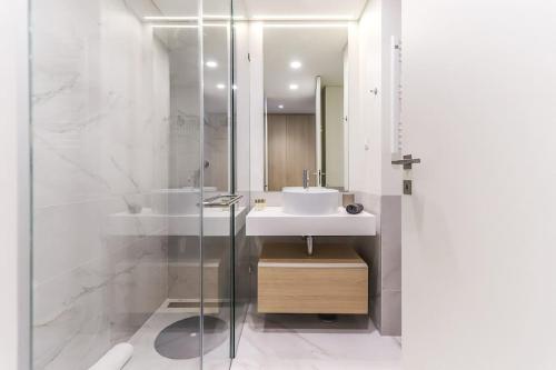 Marques Pombal Central 2 bed Apt
