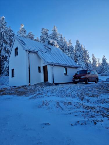 Domek pod Jagodną 824 m n.p.m. Spalona 6 BE v zimě