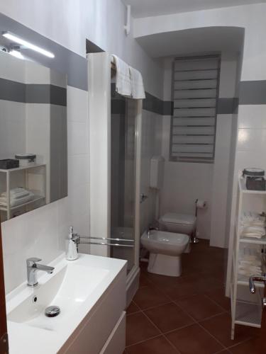 Bilik mandi di Casa Vacanza Città Vecchia
