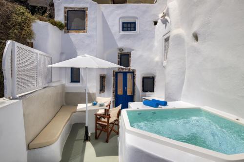 DANAI HOUSE