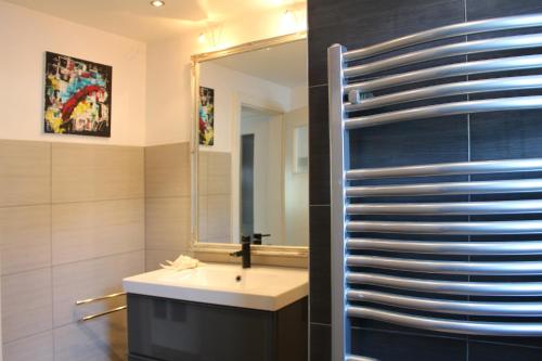 Ένα μπάνιο στο Appartement Am Turm