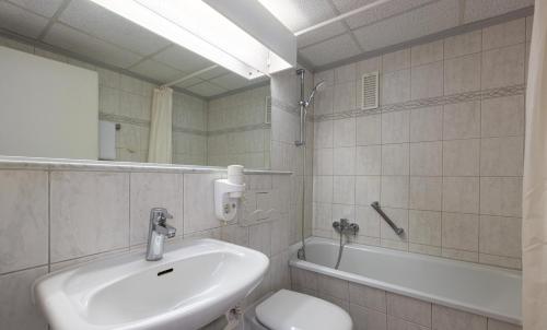 Ένα μπάνιο στο IFA Fehmarn Hotel & Ferien-Centrum
