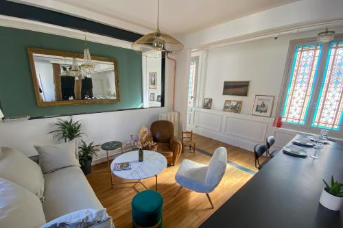 Appartement historique cœur de ville, chic et cosy