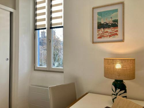 Fotografie z fotogalerie ubytování AUX 4 LOGIS Appart-hotel - Studio Le Terra - Petit déjeuner inclus 1ère nuit v destinaci Foix