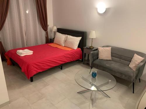 Foto dalla galleria di Lovely Studio Saint Jean CACHAN, 20 minutes from Luxembourg Gardens on RER B and 350 m from Bagneux RER B a Cachan
