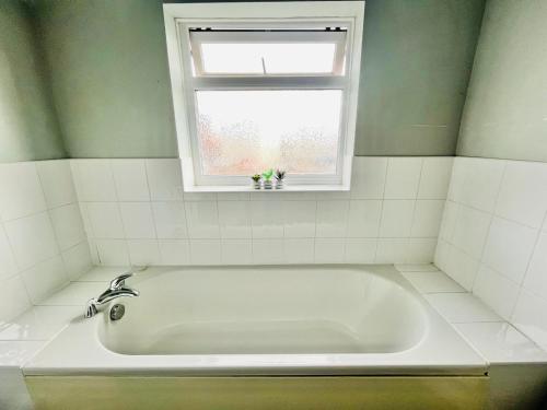 Foto sihtkohas Stratford-upon-Avon asuva majutusasutuse Luna Cottage - Grove Road Cottages galeriist