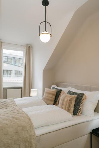 Comfy APT for 4-6, 5 min to center, metro & free parking