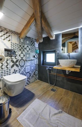 Et badeværelse på Wild Lavender Mountain Resort