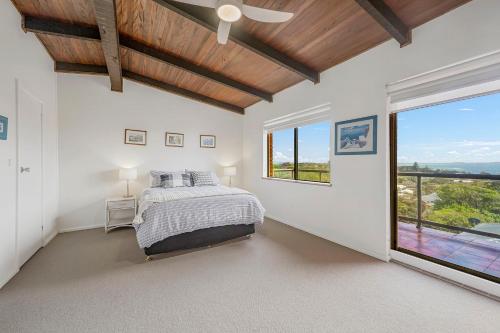 Postel nebo postele na pokoji v ubytování Milton 5 99 Pacific Drive