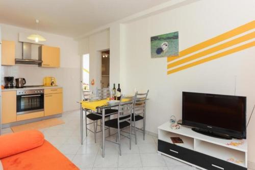 Apartments with parking space Dubrovnik - 21248