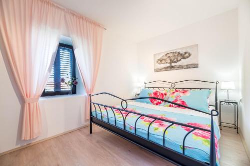 Apartments by the sea Baska, Krk - 22412