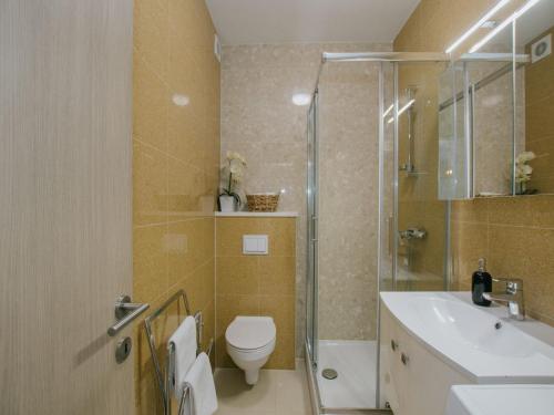 Apartments with parking space Seget Donji, Trogir - 22549