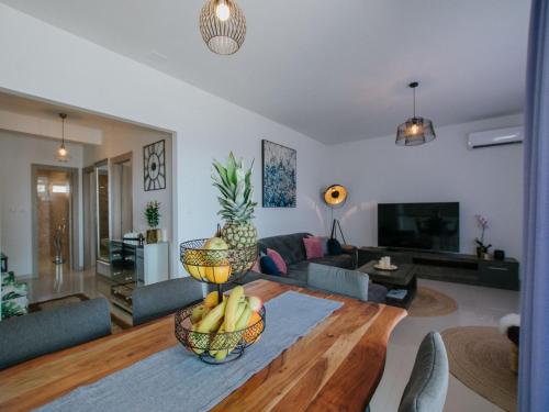 Apartments with parking space Seget Donji, Trogir - 22549