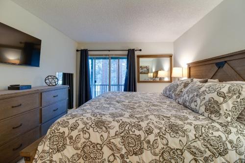 Giường trong phòng chung tại Fourth Sisters Bliss