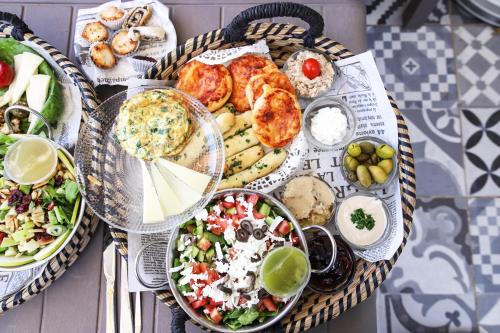 Comida en la casa vacacional o alrededores