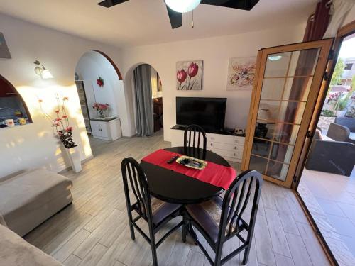 108 Parque Cristina, Ocean View, Heated Pool, Free Wi Fi