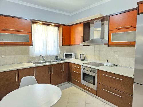 イプソスにあるIPSOS SUPERIOR APARTMENTSのギャラリーの写真