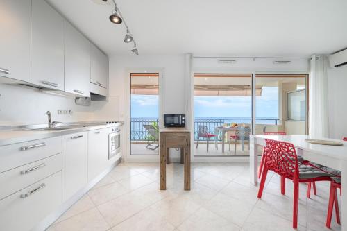 Admiral Plaza, Superbe 2P vue mer au coeur de Menton