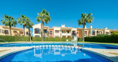 Bazén v ubytovaní Club Salino Hideaway-Your Peaceful Retreat with Pool in Torrevieja alebo v jeho blízkosti