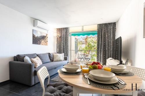 Stylish Seaview Terrace Retreat